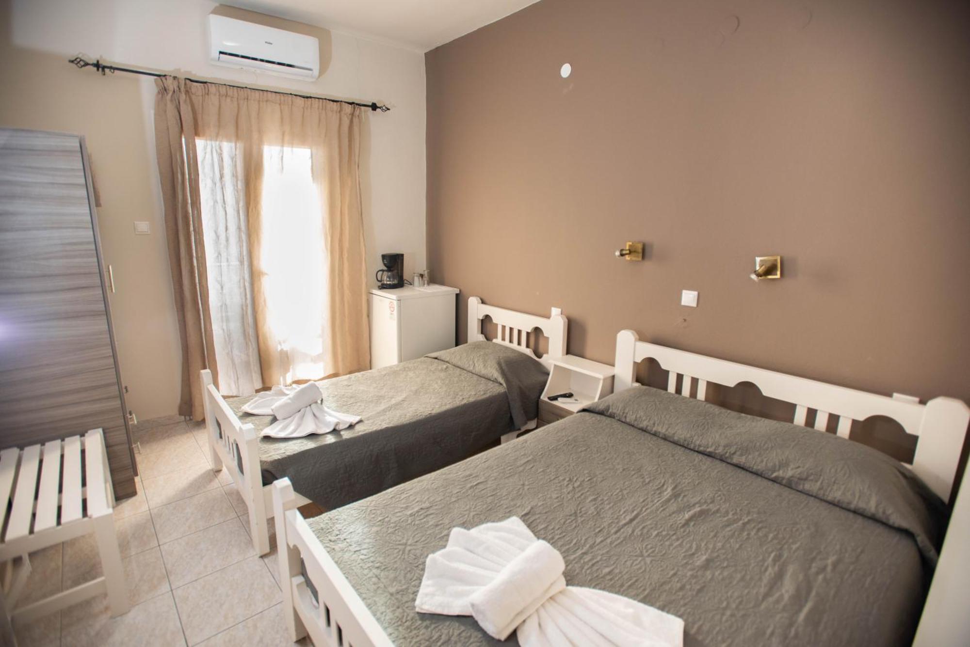 Lybian Sea Apartment Kalamaki  Exterior photo
